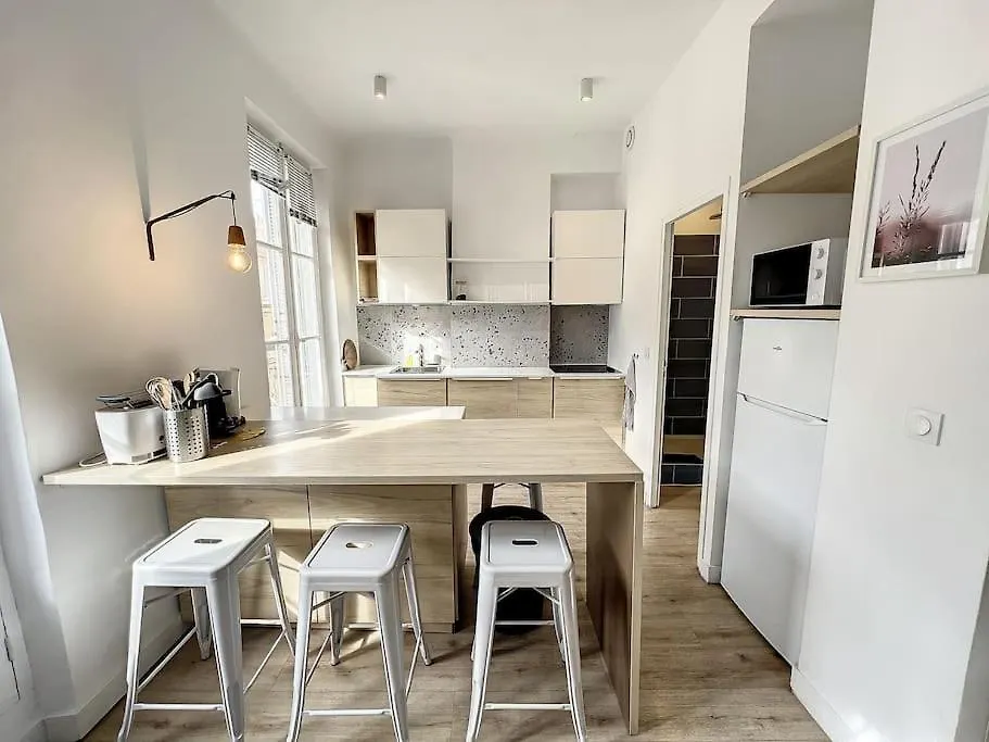 Place - Appartement Lumineux Au Coeur De La Joliette Marseille Apartment