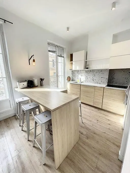 Place - Appartement Lumineux Au Coeur De La Joliette Marseille Apartment